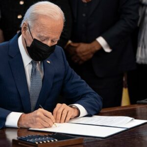 Biden sings EO on delivering government services
