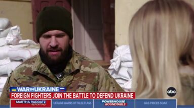 Foreign fighters join the battle to defend Ukraine