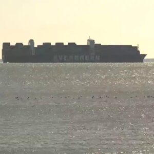 Work to Free Container Ship Stranded in Chesapeake Bay Continues | FOX 5 DC