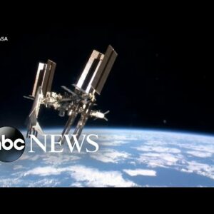 Russia threatens to abandon American in space