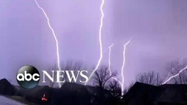 Slow-motion footage captures dramatic lightning display over Kansas