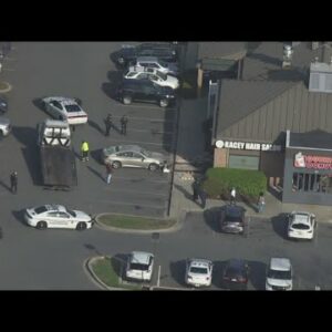 Vehicle crashes into Gaithersburg Dunkin' Donuts | FOX 5 DC