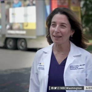 DC Mobile Vaccine Clinic Offers Back-to-School Shots | NBC4 Washington