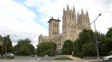 Washington National Cathedral tolls bell 96 times to honor Queen Elizabeth II | FOX 5 DC