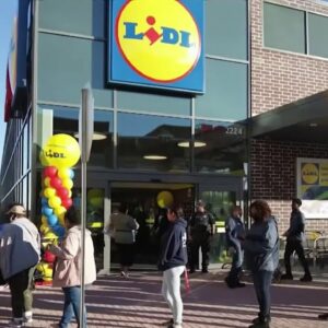 New Lidl Grocery Store ‘Makes a Difference' in Southeast | NBC4 Washington